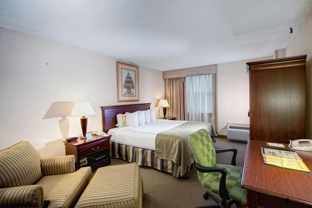 Delta Hotels By Marriott Norfolk Airport Екстер'єр фото
