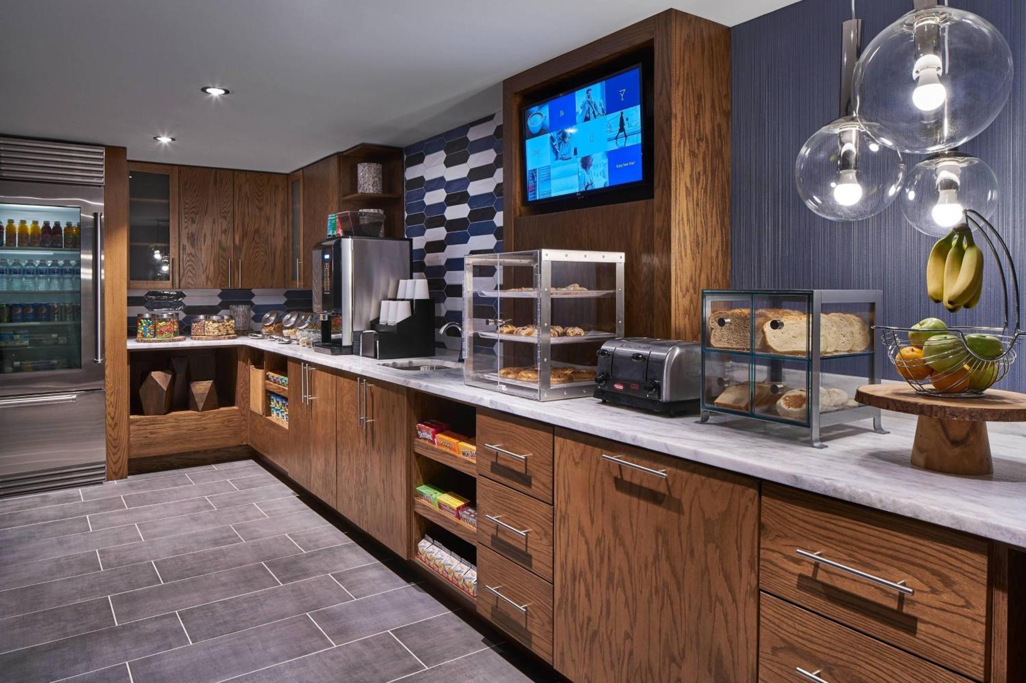 Delta Hotels By Marriott Norfolk Airport Екстер'єр фото