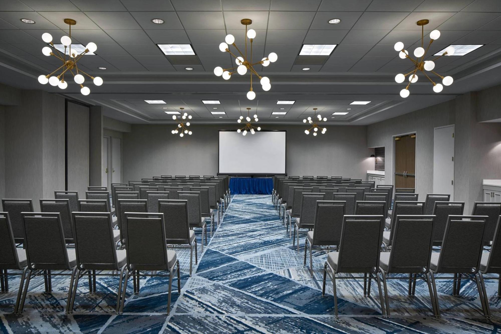 Delta Hotels By Marriott Norfolk Airport Екстер'єр фото