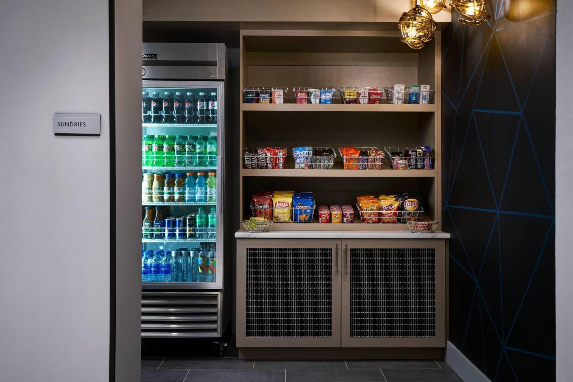 Delta Hotels By Marriott Norfolk Airport Екстер'єр фото