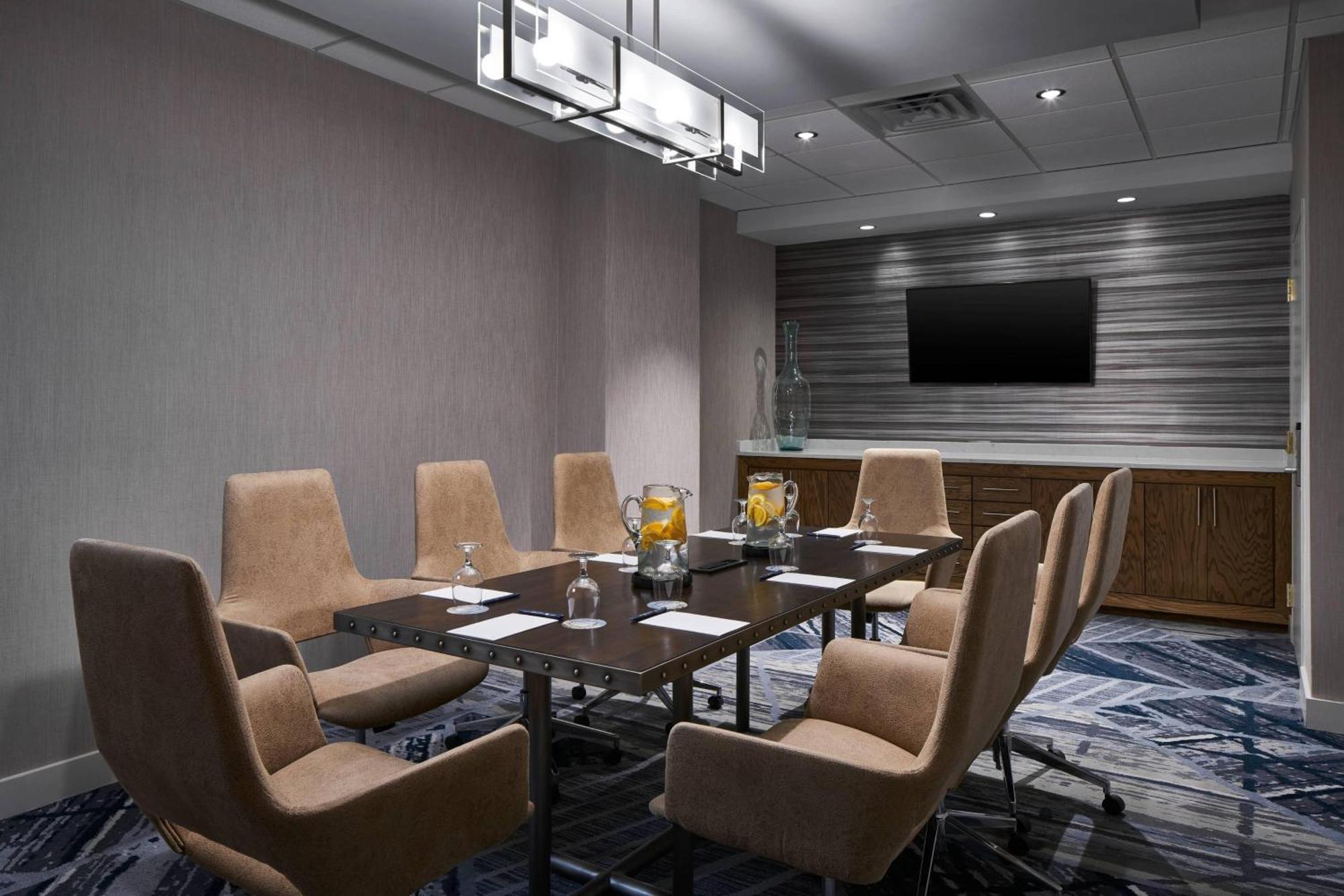 Delta Hotels By Marriott Norfolk Airport Екстер'єр фото